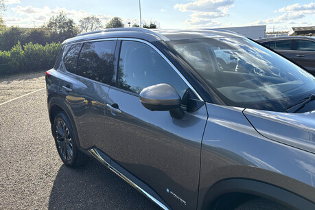 Nissan X-Trail E-4ORCE TEKNA 32