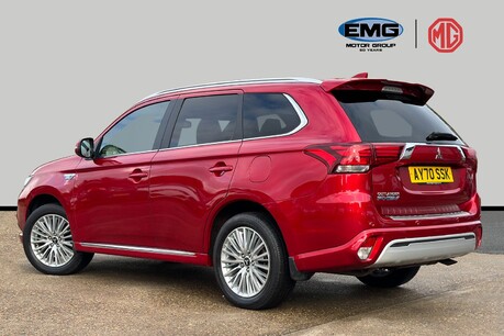 Mitsubishi Outlander PHEV DYNAMIC SAFETY 4