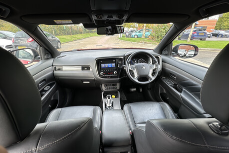 Mitsubishi Outlander PHEV DYNAMIC SAFETY 8