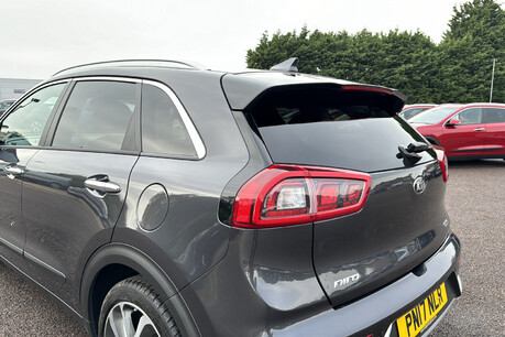 Kia Niro 1.6h GDi 3 SUV 5dr Petrol Hybrid DCT Euro 6 (s/s) (139 bhp) 28