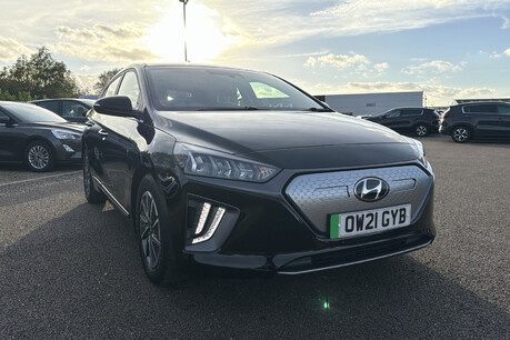 Hyundai IONIQ 38.3kWh Premium Hatchback 5dr Electric Auto (136 ps) 33