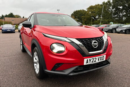 Nissan Juke 1.0 DIG-T N-Connecta Euro 6 (s/s) 5dr 33