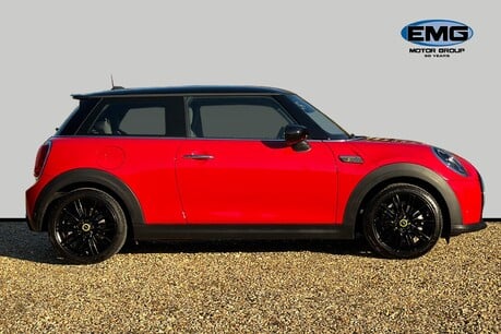 Mini Hatch 32.6kWh Level 2 Hatchback 3dr Electric Auto (184 ps) 4