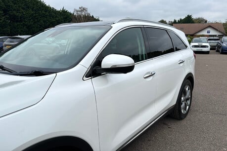 Kia Sorento 2.2 CRDi KX-4 SUV 5dr Diesel Auto AWD Euro 6 (197 bhp) 38