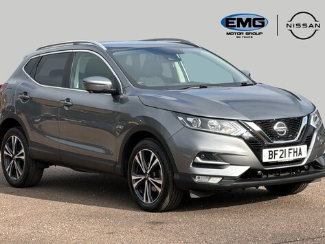 Nissan Qashqai 1.3 DIG-T N-Connecta Glass Roof DCT Auto Euro 6 (s/s) 5dr