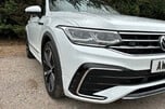 Volkswagen Tiguan 2.0 TDI R-Line SUV 5dr Diesel DSG 4Motion Euro 6 (s/s) (200 ps) 33