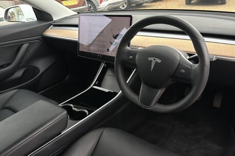 Tesla Model 3 Standard Range Plus Auto RWD 4dr 10