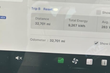 Tesla Model 3 Standard Range Plus Auto RWD 4dr 14