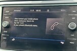 Volkswagen T-Roc 2.0 TDI R-Line Euro 6 (s/s) 5dr 27