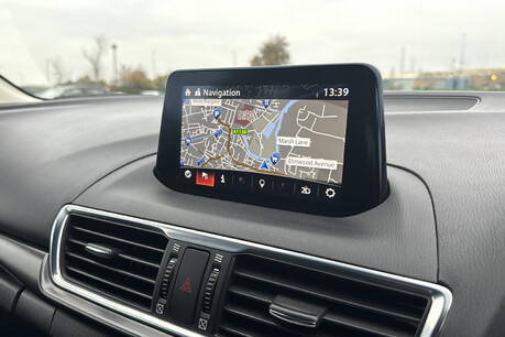 Mazda 3 2.0 SPORT NAV AUTO 43