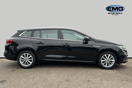 Renault Megane 1.2 TCe Dynamique Nav Sport Tourer 5dr Petrol Manual Euro 6 (s/s) (130 ps) 4