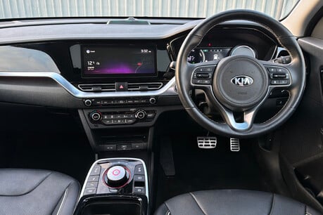 Kia Niro 64kWh 4+ SUV 5dr Electric Auto (201 bhp) 9