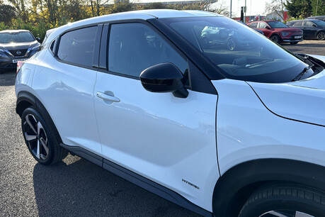 Nissan Juke 1.6 HEV Tekna Auto Euro 6 5dr 31