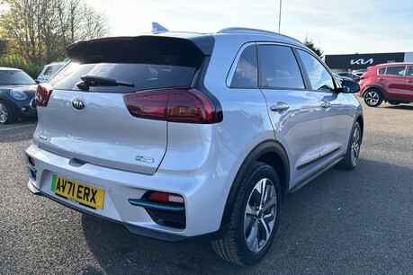 Kia Niro 64kWh 4+ SUV 5dr Electric Auto (201 bhp) 27