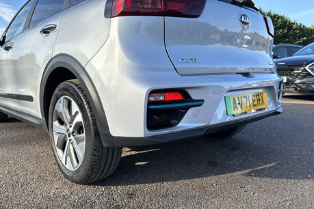 Kia Niro 64kWh 4+ SUV 5dr Electric Auto (201 bhp) 30