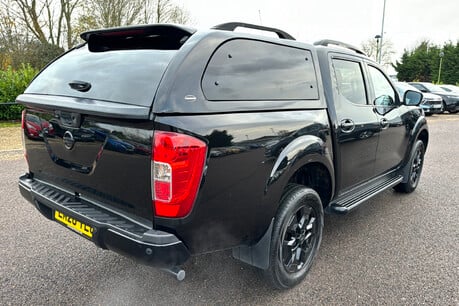 Nissan Navara 2.3 dCi Tekna Auto 4WD Euro 6 4dr 24