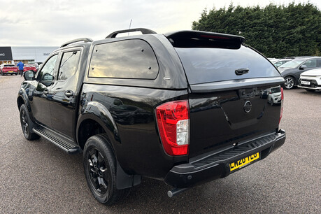 Nissan Navara 2.3 dCi Tekna Auto 4WD Euro 6 4dr 28