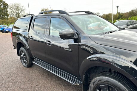 Nissan Navara 2.3 dCi Tekna Auto 4WD Euro 6 4dr 31