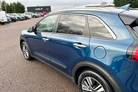 Kia Niro 1.6 GDi 2 SUV 5dr Petrol Hybrid DCT Euro 6 (s/s) (139 bhp) 37