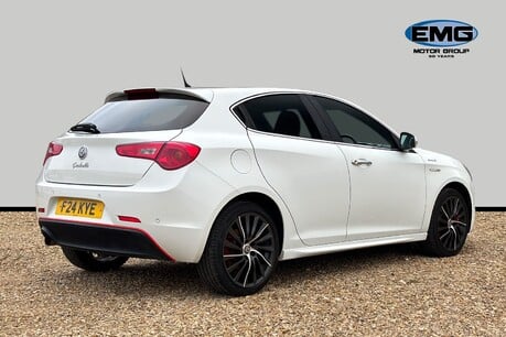 Alfa Romeo Giulietta 1.4 TB MultiAir Sportiva Hatchback 5dr Petrol Manual Euro 5 (s/s) (170 bhp) 7