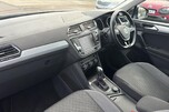 Volkswagen Tiguan 2.0 TDI BlueMotion Tech SE Navigation DSG 4Motion Euro 6 (s/s) 5dr 11