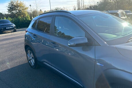 Hyundai KONA 64kWh Premium SUV 5dr Electric Auto (10.5kW Charger) (204 ps) 32