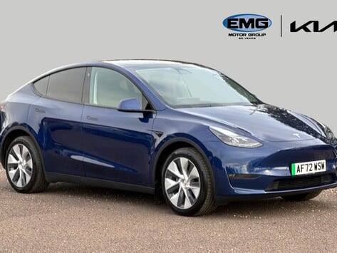 Tesla Model Y LONG RANGE AWD