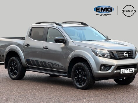 Nissan Navara 2.3 dCi N-Guard Auto 4WD Euro 6 4dr