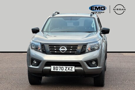 Nissan Navara 2.3 dCi N-Guard Auto 4WD Euro 6 4dr 2