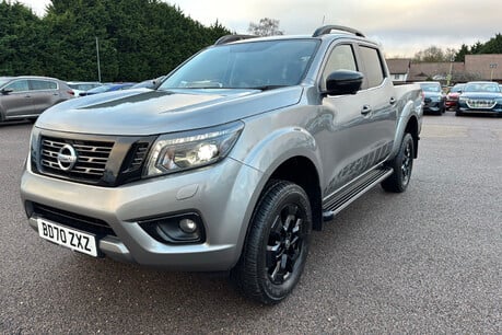 Nissan Navara 2.3 dCi N-Guard Auto 4WD Euro 6 4dr 34