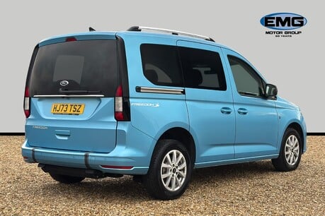 Ford Tourneo Connect 2.0 EcoBlue Titanium MPV 5dr Diesel Manual Euro 6 (s/s) (122 ps) 7