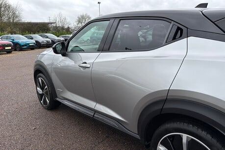 Nissan Juke 1.6 HEV Tekna+ Auto Euro 6 5dr 36