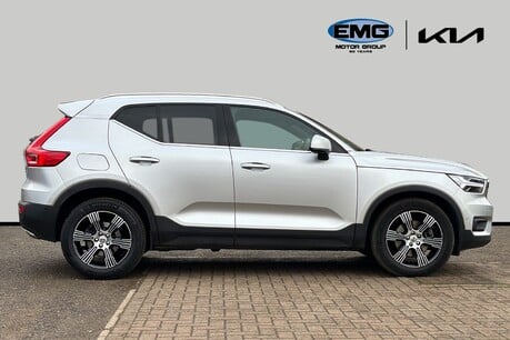 Volvo XC40 2.0 T4 Inscription SUV 5dr Petrol Auto AWD Euro 6 (s/s) (190 ps) 4