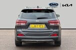 Kia Sorento 2.2 CRDi KX-3 SUV 5dr Diesel Manual AWD Euro 6 (s/s) (197 bhp) 6