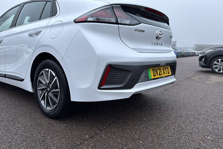 Hyundai IONIQ 38.3kWh Premium Hatchback 5dr Electric Auto (136 ps) 30