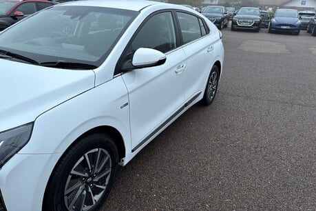 Hyundai IONIQ 38.3kWh Premium Hatchback 5dr Electric Auto (136 ps) 36