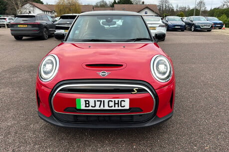 Mini Hatch 32.6kWh Level 2 Hatchback 3dr Electric Auto (184 ps) 34