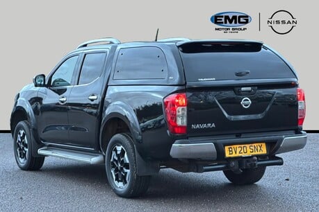 Nissan Navara 2.3 dCi Tekna Auto 4WD Euro 6 4dr 5