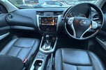 Nissan Navara 2.3 dCi Tekna Auto 4WD Euro 6 4dr 9