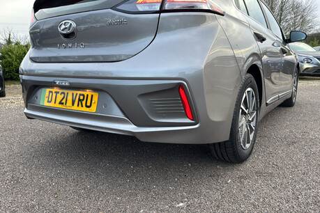 Hyundai IONIQ 38.3kWh Premium Hatchback 5dr Electric Auto (136 ps) 29