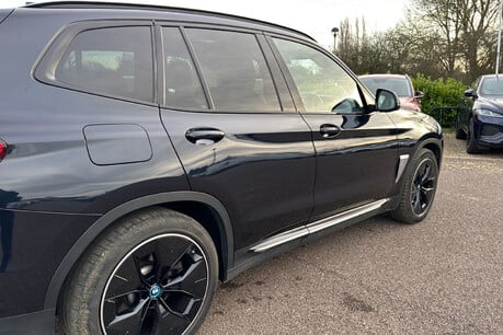 BMW Ix3 80kWh Premier Edition SUV 5dr Electric Auto (286 ps) 31