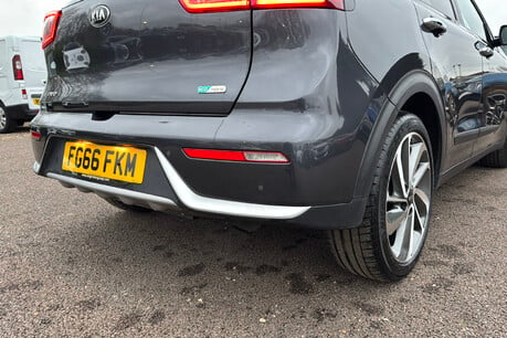 Kia Niro 1.6h GDi First Edition SUV 5dr Petrol Hybrid DCT Euro 6 (s/s) (139 bhp) 29