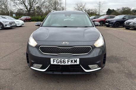 Kia Niro 1.6h GDi First Edition SUV 5dr Petrol Hybrid DCT Euro 6 (s/s) (139 bhp) 33