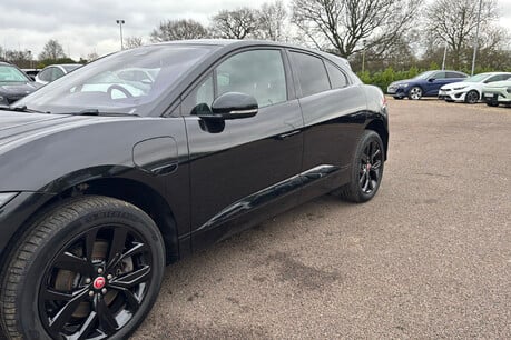 Jaguar I-Pace 400 90kWh Black SUV 5dr Electric Auto 4WD (400 ps) 37