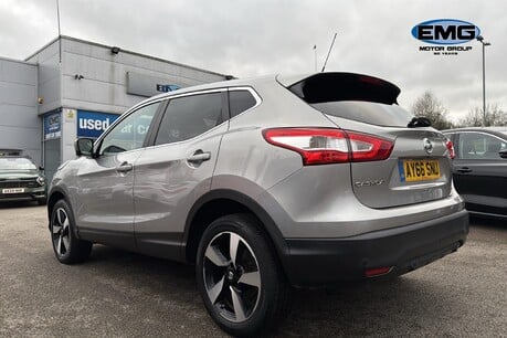 Nissan Qashqai 1.2 DIG-T N-Connecta SUV 5dr Petrol Manual 2WD Euro 6 (s/s) (115 ps) 5