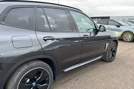 BMW Ix3 80kWh Premier Edition SUV 5dr Electric Auto (286 ps) 32