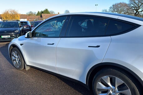 Tesla Model Y (Dual Motor) Long Range SUV 5dr Electric Auto 4WDE (384 bhp) 38