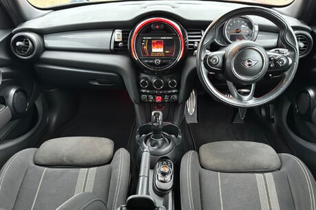 Mini Hatch 1.5 Cooper Sport Steptronic Euro 6 (s/s) 5dr 9