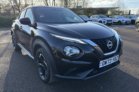 Nissan Juke 1.0 DIG-T N-Connecta Euro 6 (s/s) 5dr 32