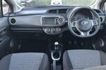 Toyota Yaris 1.33 Dual VVT-i TR Euro 5 5dr 9